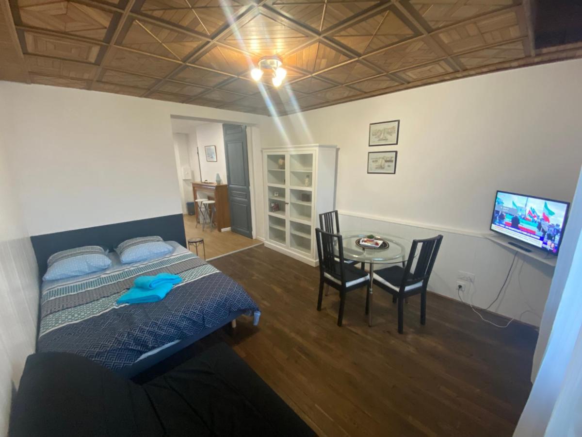 Au Bouquet Troyen - Wifi - Calme Et Tranquillite Appartement Troyes Buitenkant foto