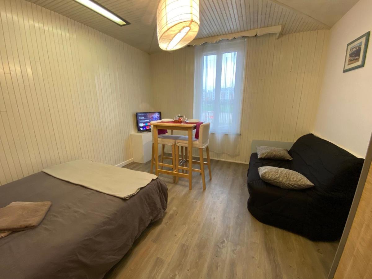 Au Bouquet Troyen - Wifi - Calme Et Tranquillite Appartement Troyes Buitenkant foto