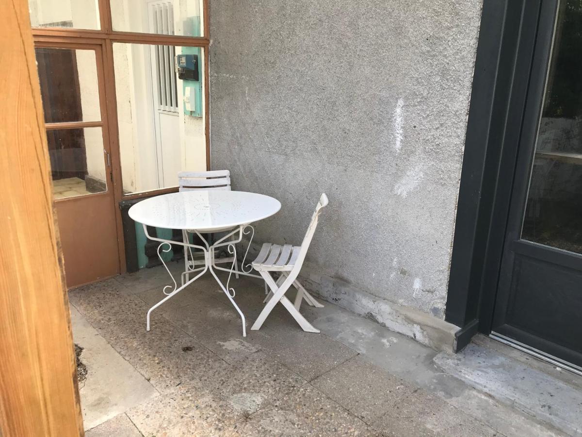 Au Bouquet Troyen - Wifi - Calme Et Tranquillite Appartement Troyes Buitenkant foto