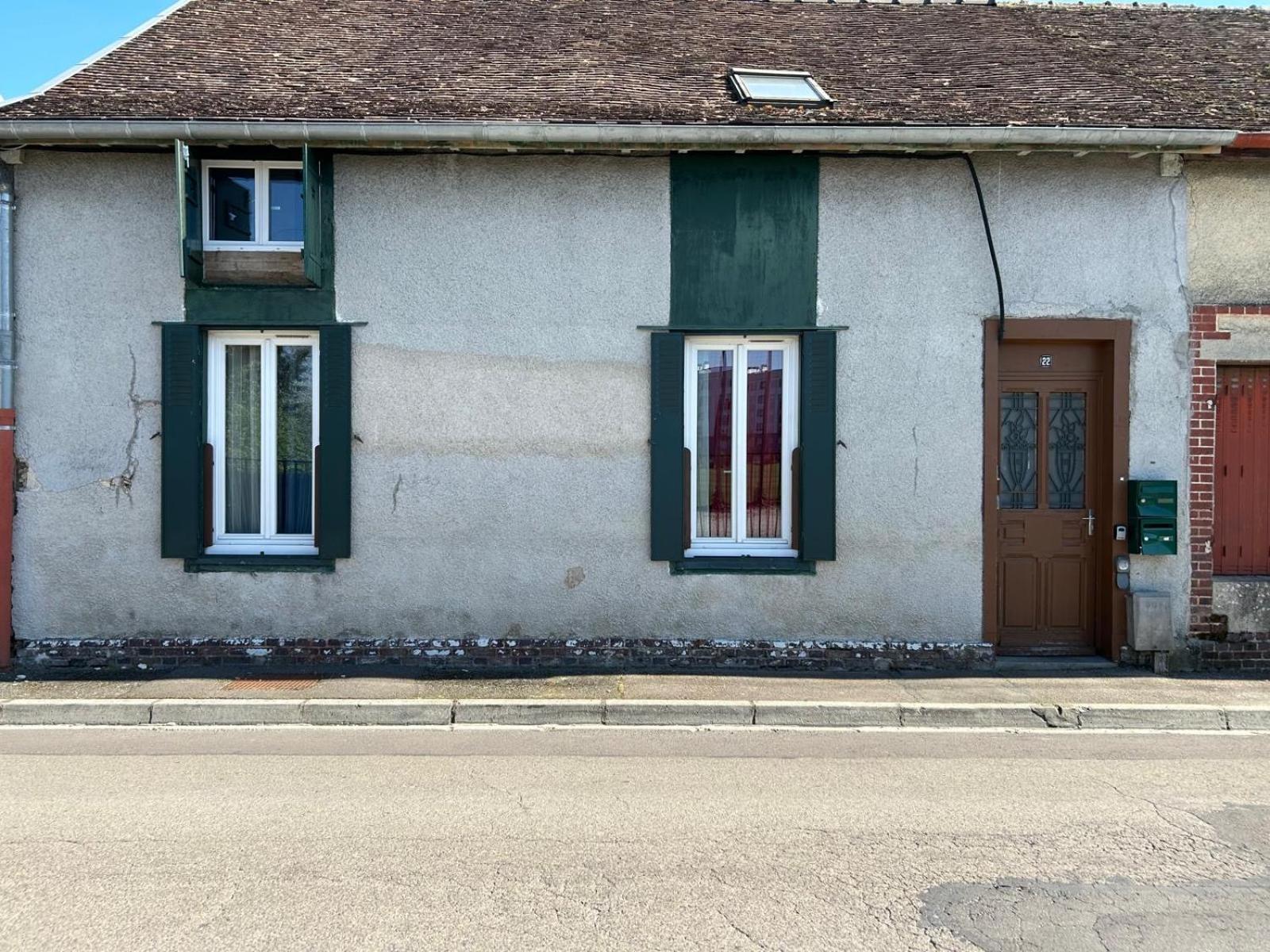 Au Bouquet Troyen - Wifi - Calme Et Tranquillite Appartement Troyes Buitenkant foto