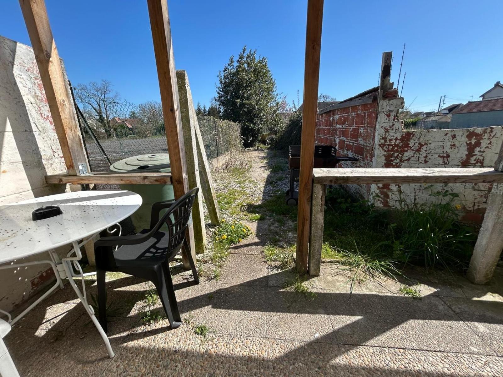 Au Bouquet Troyen - Wifi - Calme Et Tranquillite Appartement Troyes Buitenkant foto