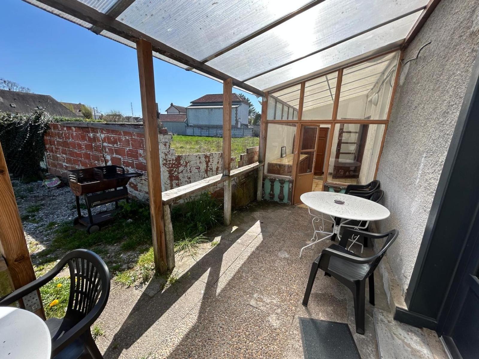 Au Bouquet Troyen - Wifi - Calme Et Tranquillite Appartement Troyes Buitenkant foto